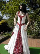Robe de mariée elfique de  Dame Emilie