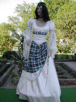 La robe de mariée, de styles médiévale et breton, de Dame Esther