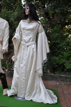 La robe de mariée elfique de Dame Morgane