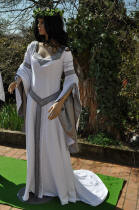 La robe elfique de Dame Amandine