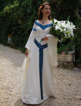 La robe de mariée elfique de Dame Béatrice