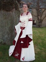 La robe de mariée elfique de Dame Jessica