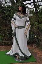 La robe de mariée elfique de Dame Marie