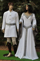 Costumes elfiques pour un mariage elfique