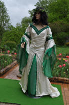 La robe de mariée elfique de Dame Caroline