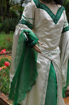 Robe de marie elfique et grandes manches mdivales