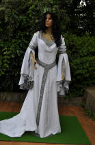 La robe de marie elfique de Dame Magali