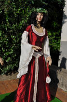 La robe de mariée médiévale de Dame Mélissa