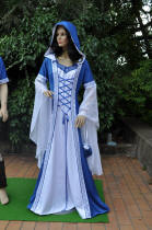 Robe de mariée elfique, avec capuche amovible