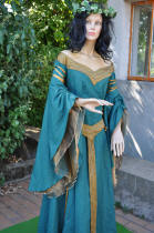 Robe de mariée de style elfique, en lin vert