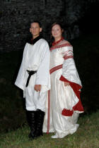 Costumes mdivaux, pour mariage mdival