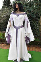 La robe de mariée elfique de Dame Marguerite