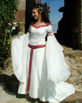 robe de marie elfique ivoire et framboise